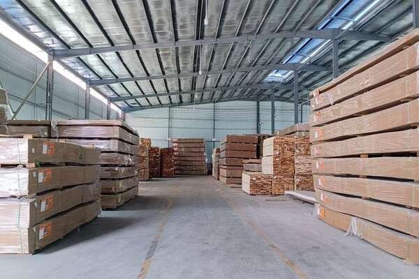 wood panel manufacturer